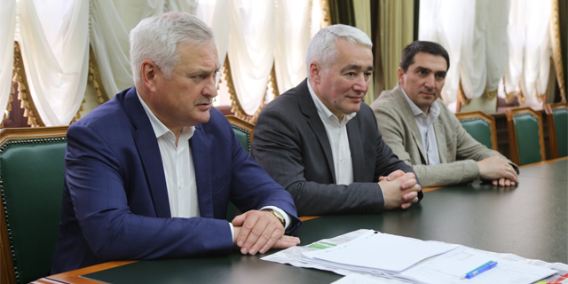 V Minekonomterrazvitiya CHR sostoyalas vstrecha s delegatsiyey iz Severnoy Osetii 3